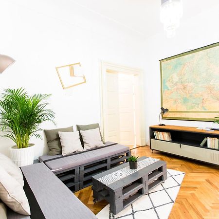 Apartamento Friday Songs Praga Exterior foto